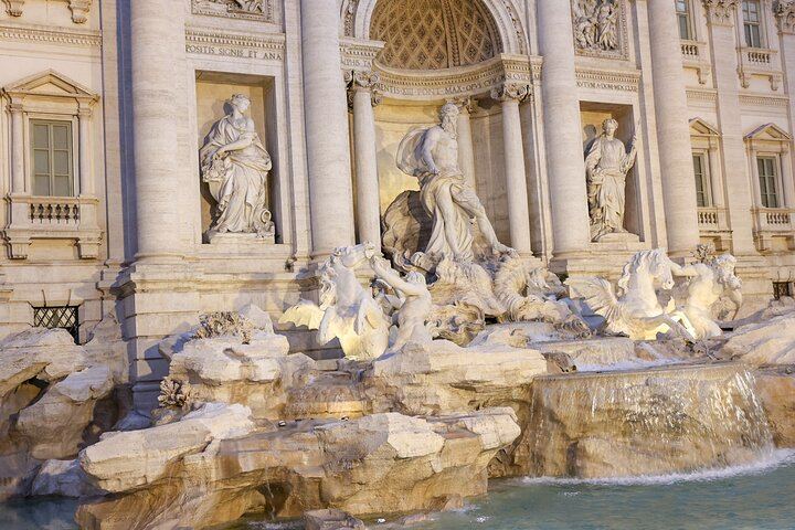 Rome: Trevi Fountain & Vicus Caprarius City of Water Tour