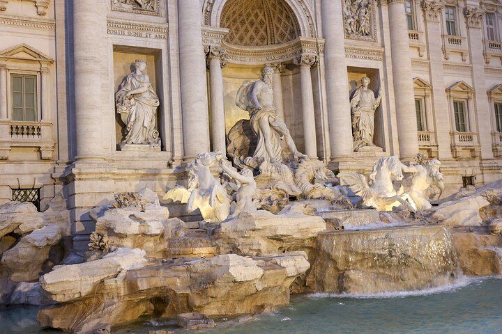 Rome: Trevi Fountain & Vicus Caprarius City of Water Tour