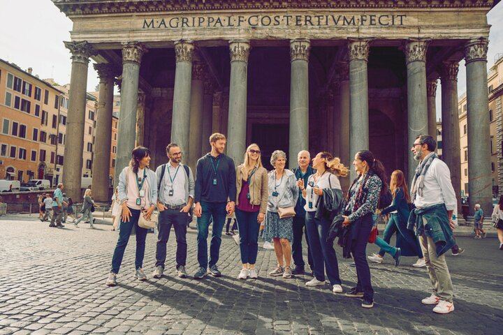 Rome Walking Tour Through the Ages with Guided Pantheon Visit