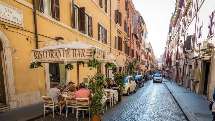 Rome Walking Tour with Pantheon, Trevi Fountain & Spanish Steps