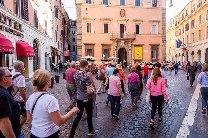 Rome Walking Tour with Pantheon, Trevi Fountain & Spanish Steps