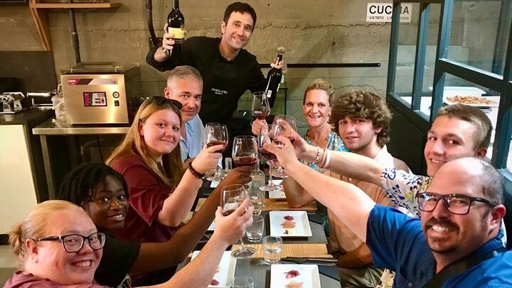 Rome: Wine Tasting and Food Pairing with gelato in Trastevere