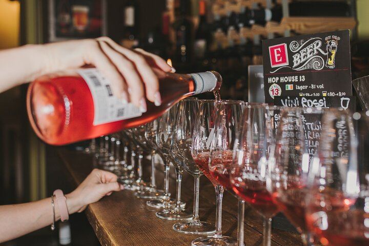 Rome: Wine Tasting in Trastevere with Food and Gelato