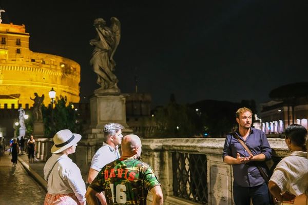 Rome's Dark Side: Poison, Power and Fifteen People
