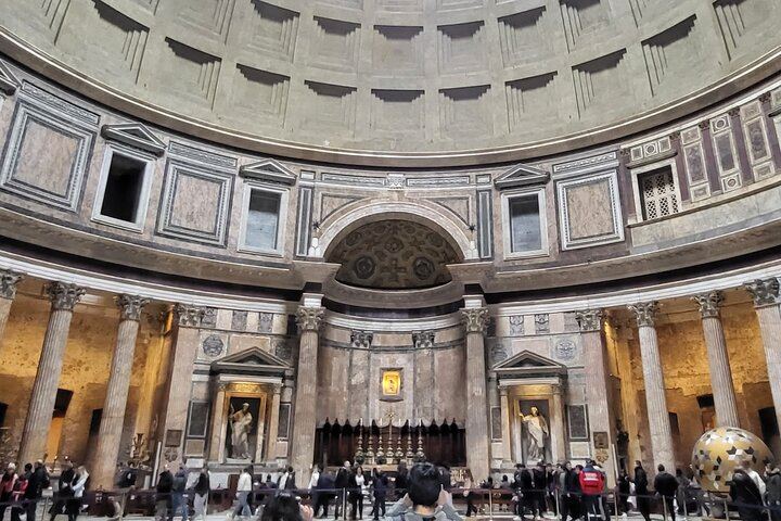 Rome's Iconic Ancient Temple: Pantheon Entry Tickets