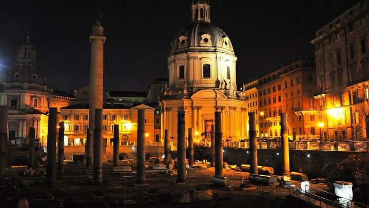 Rome's Twilight Charm: Private Night Tour with Personal Driver