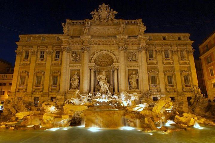 Rome's Twilight Charm: Private Night Tour with Personal Driver