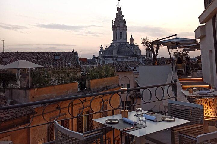 Rooftops of Rome by Night Food Tour with Dinner, Cocktails & Guided Sightseeing