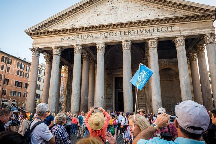See Rome Pantheon on a walking tour