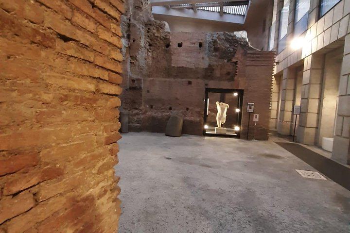 Semiprivate tour: Underground Rome