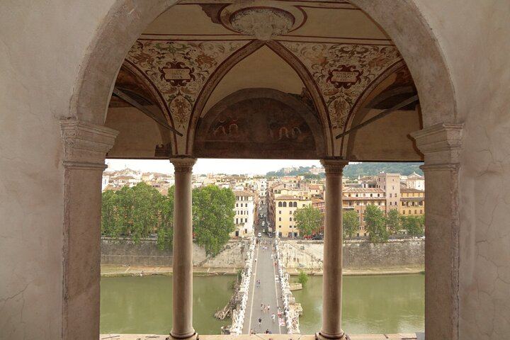 Skip-the-lines Castel Sant'Angelo and Pope Paul III Apartments Tour