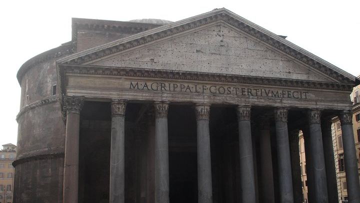 Spanish steps Trevi fountain Pantheon Navona Angel Castle