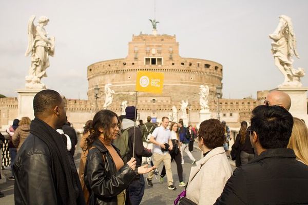 The Pilgrims' Road: Pantheon to St Peter's, on Foot