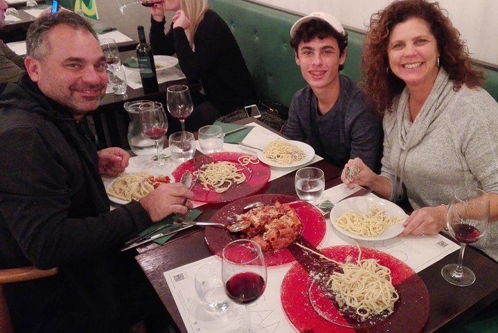 Taste of Rome: Food Tour with Local Guide