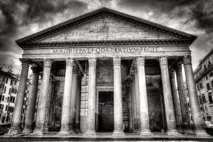 The "forest" of columns under the portico of the Pantheon.