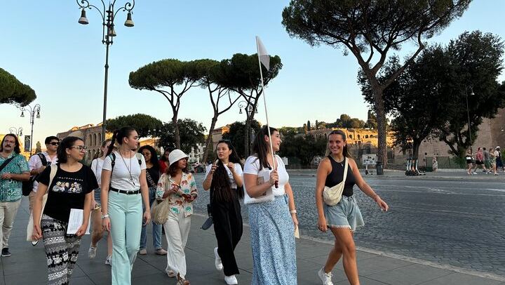 Top Rome Attractions and Hidden Gems Walking Tour