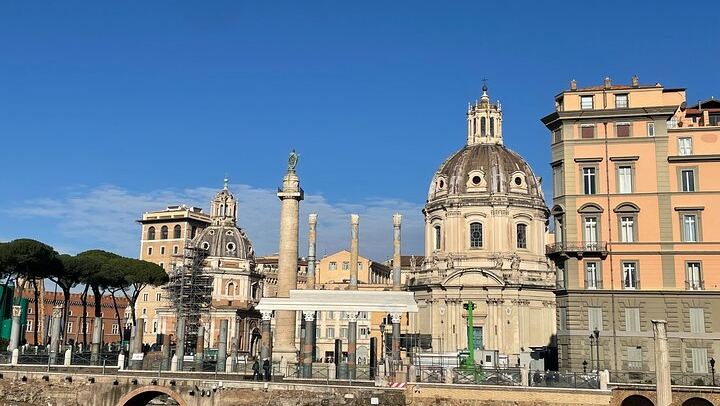 Top Rome Attractions and Hidden Gems Walking Tour