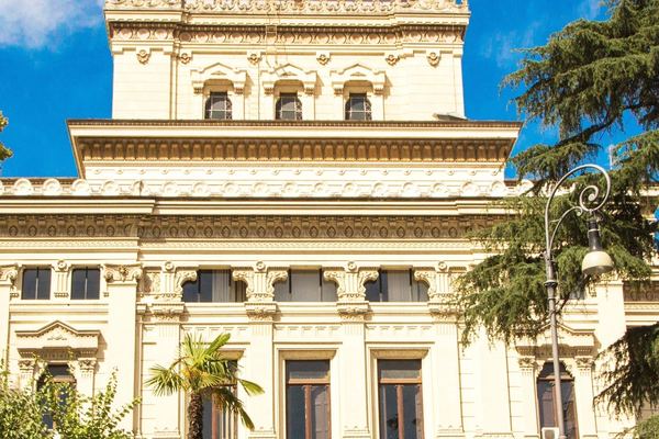 Marcellus to the Turtles: Trastevere and the Ghetto on Foot
