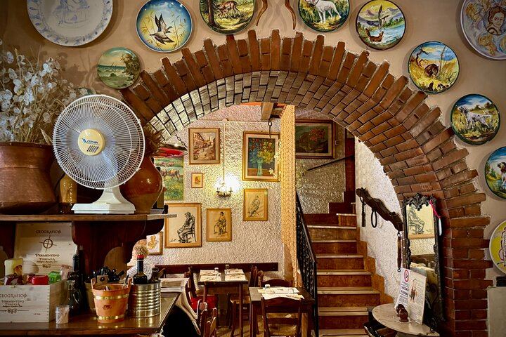 Trastevere Like a Local Food Tour with 7+ Food Tastings & Wines
