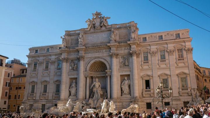 Trevi Fountain, Vicus Caprarius and Spanish Steps Walking Tour
