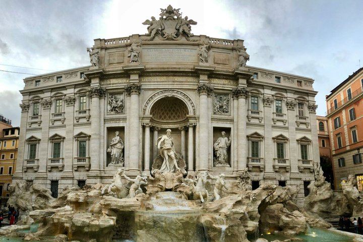Trevi Fountain, Vicus Caprarius and Spanish Steps Walking Tour