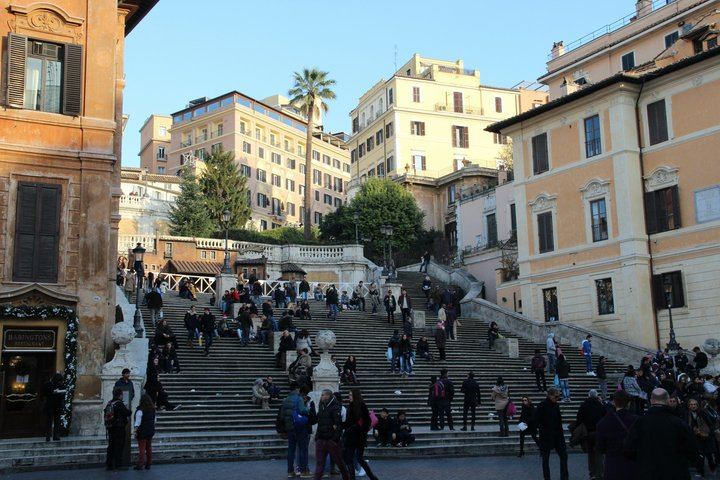 Trevi Fountain, Vicus Caprarius and Spanish Steps Walking Tour