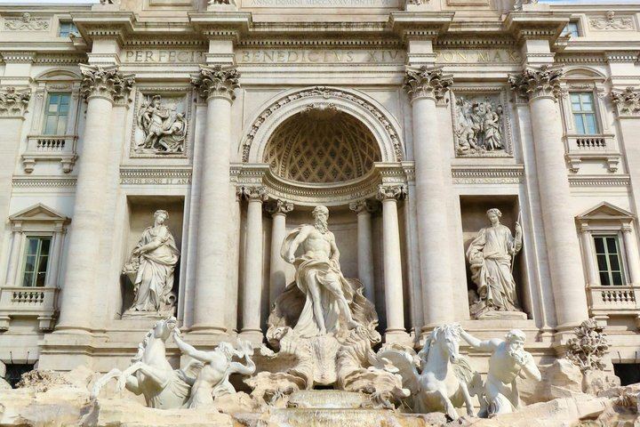 Trevi Fountain with optional Underground Experience in Rome