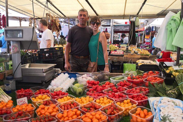 Visit the Market in Campo de Fiori (morning tours)