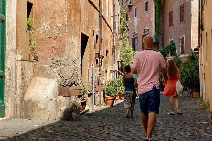 Walking in Trastevere's cobble streets