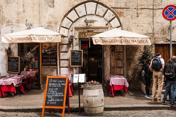 Degustación privada de vinos en Roma, con un anfitrión seleccionado especialmente para ti (4/6)