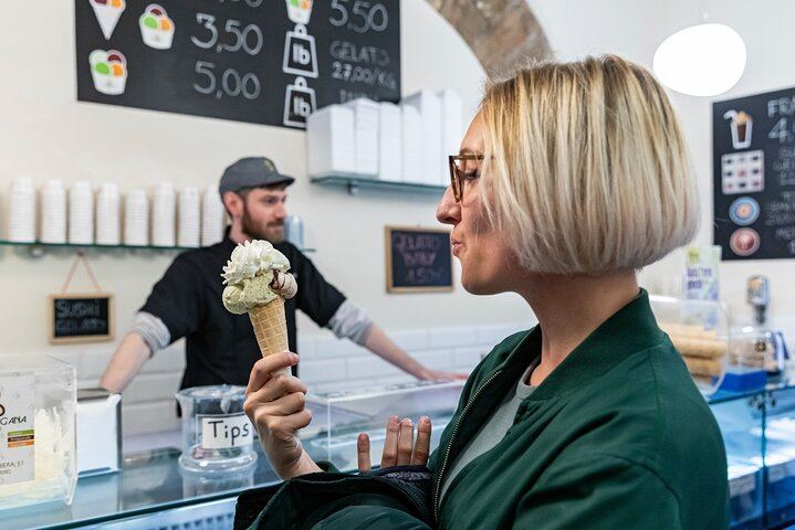 Winner 2026 Rome Twilight Trastevere Food Tour by Eating Europe