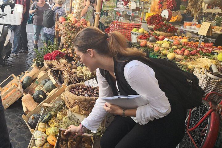 Your friendly foodie guide will shows you ingredients and recipes